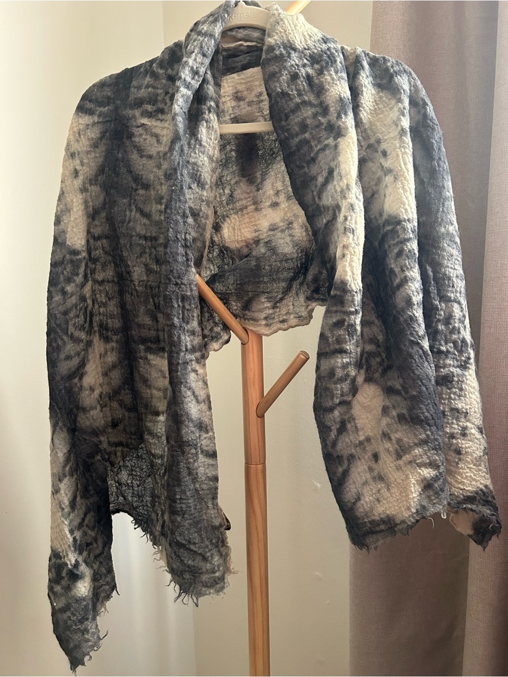 Maje scarf